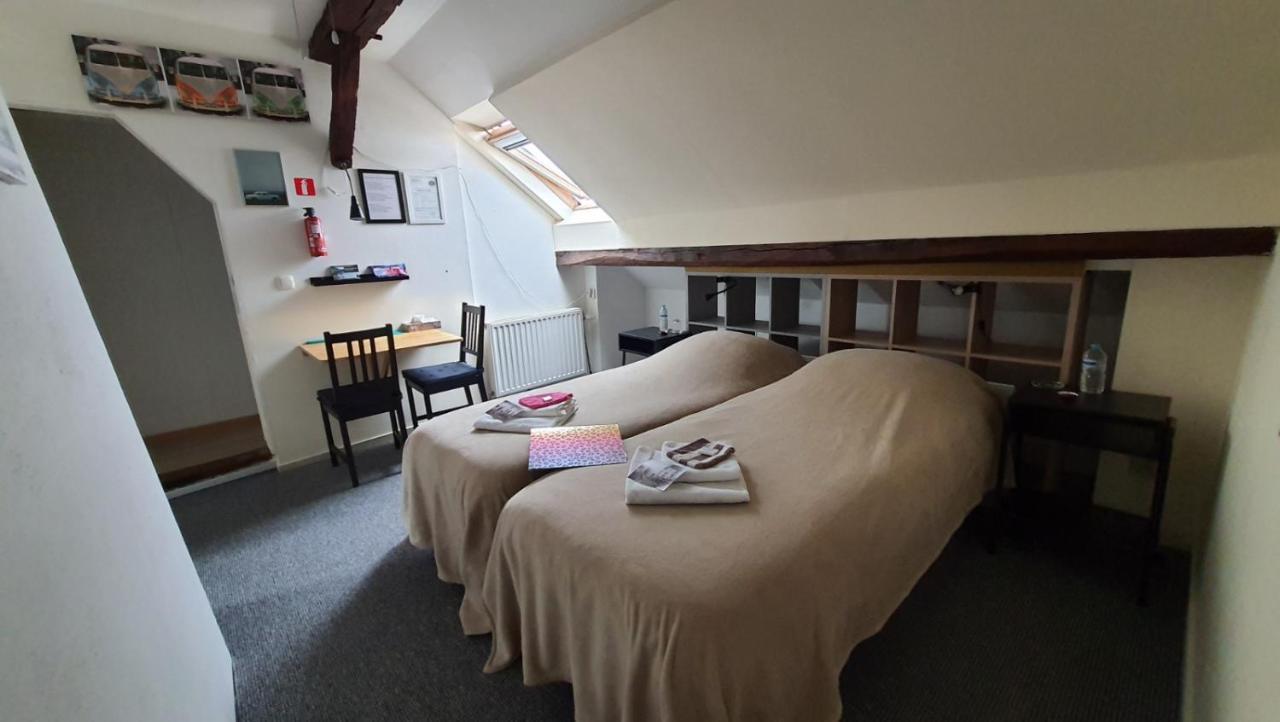 La Fermette Blanche Bed and Breakfast Nadrin Eksteriør billede